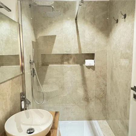 Feel Boutique Guest house *